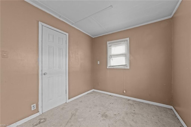 view of carpeted spare room