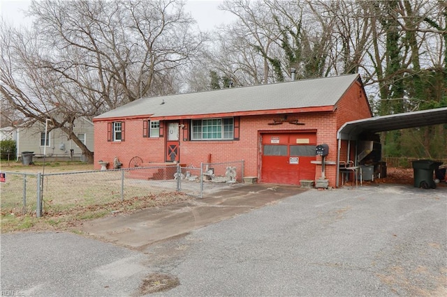 view of front of home featuring a garage