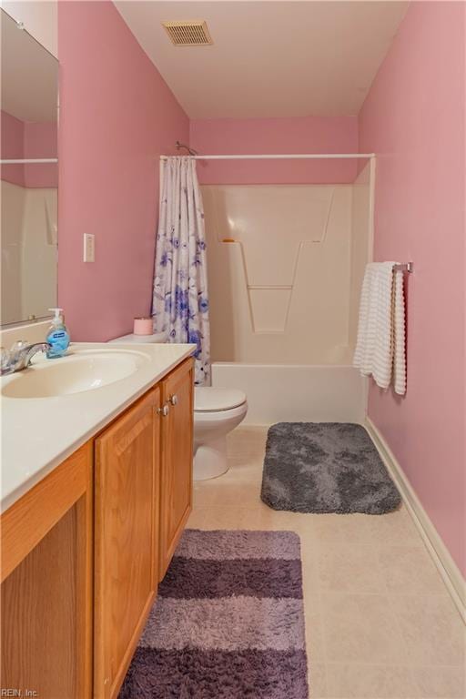 full bathroom featuring shower / tub combo, vanity, and toilet