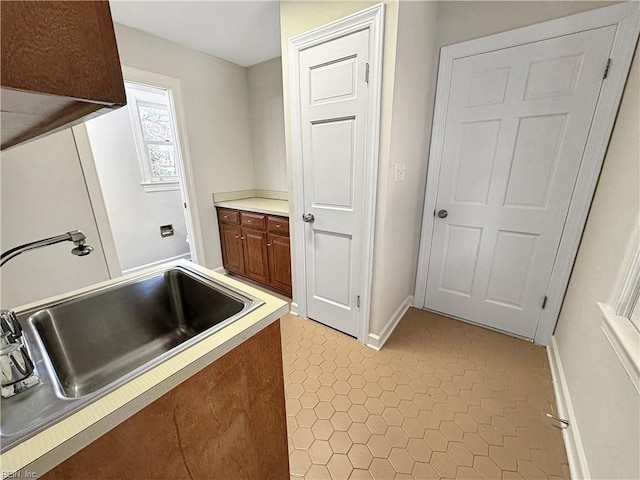 kitchen featuring sink