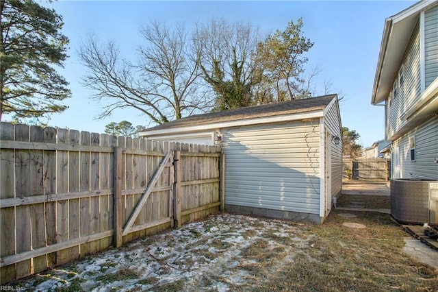 view of outbuilding with central AC