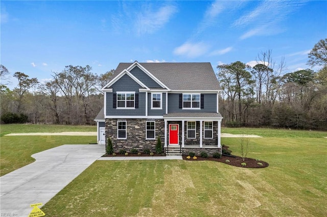 view of front of house with a front lawn