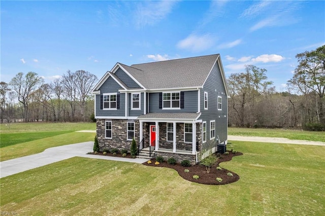 view of front of house with a front lawn