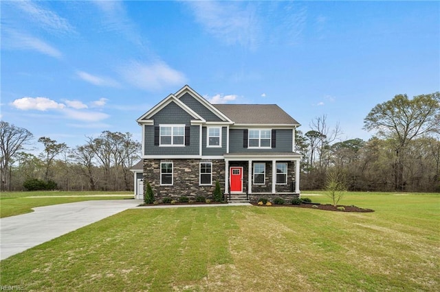 view of front of house with a front yard