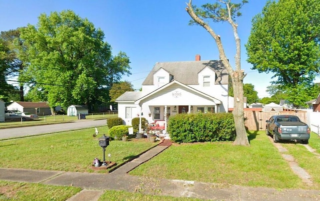 view of front of home with a front yard