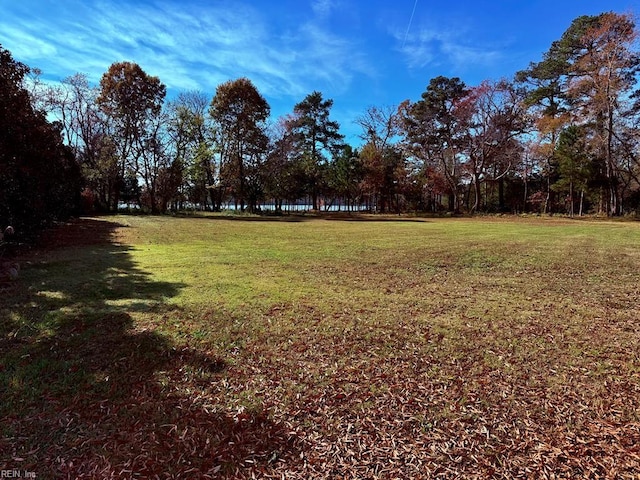 Listing photo 3 for 124 Creekside Ln, Cape Charles VA 23310