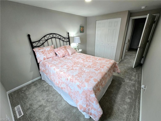 carpeted bedroom featuring a closet