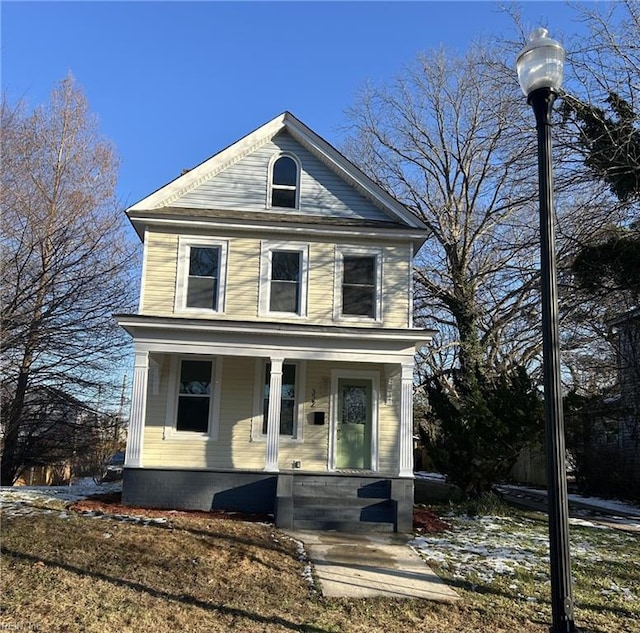 view of front of property featuring a porch