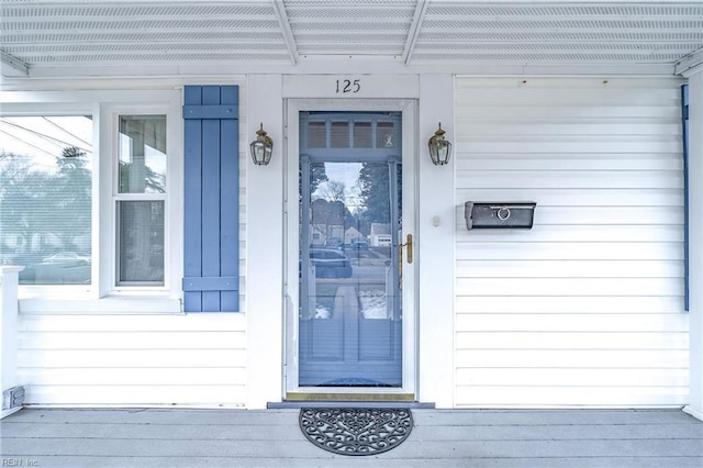 view of property entrance