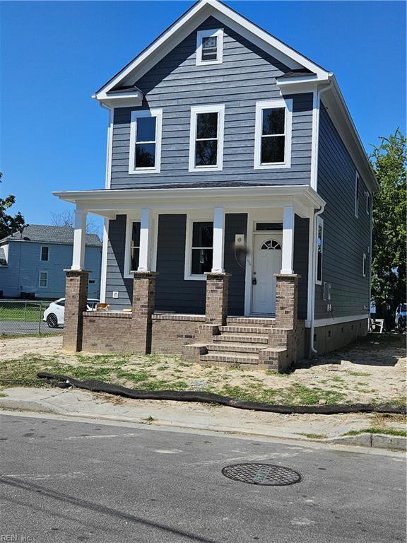 view of front of house with a porch