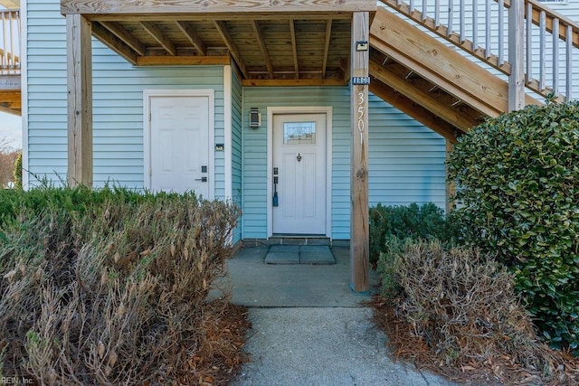 view of doorway to property