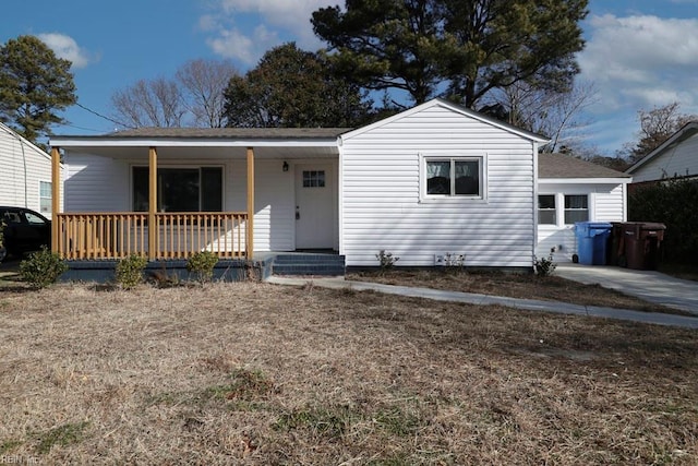 view of front of house featuring covered porch