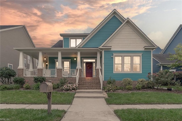 craftsman-style house featuring a porch