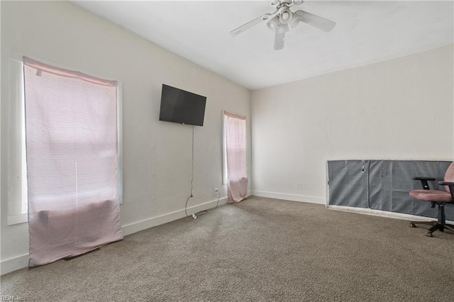 empty room featuring ceiling fan