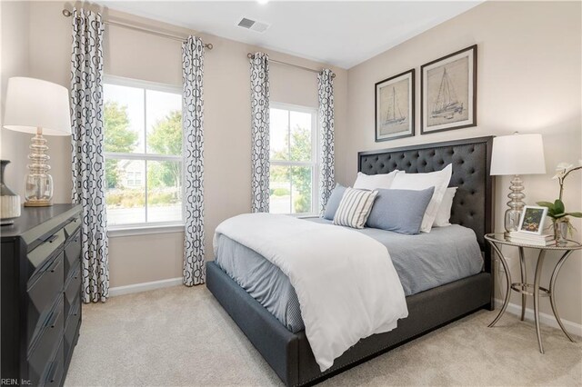 view of carpeted bedroom