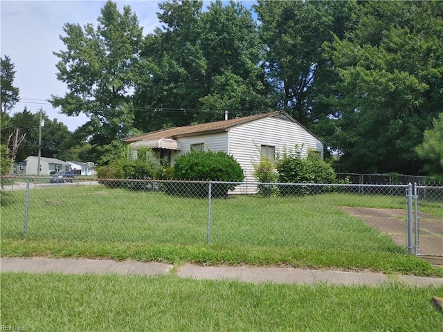 view of home's exterior