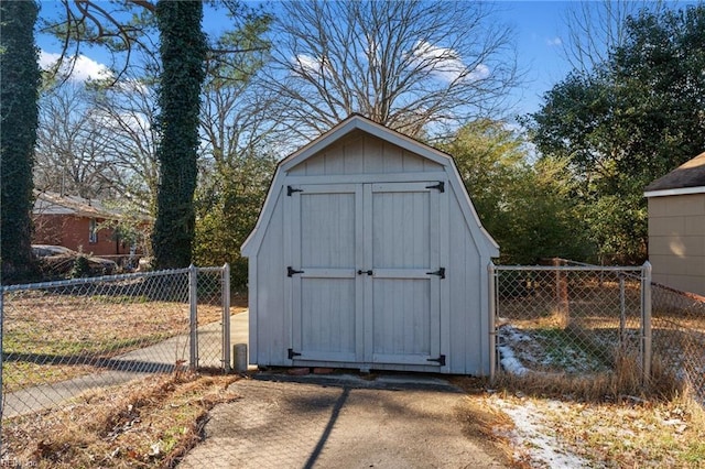 view of outbuilding