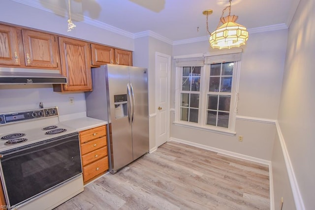 kitchen with white range with electric stovetop, light hardwood / wood-style floors, hanging light fixtures, stainless steel fridge with ice dispenser, and ornamental molding