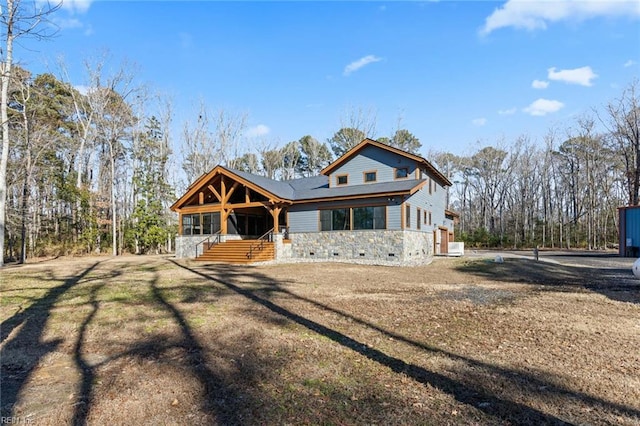 view of front facade featuring covered porch