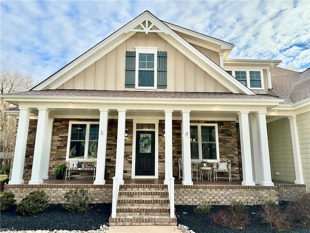 view of front of property with covered porch