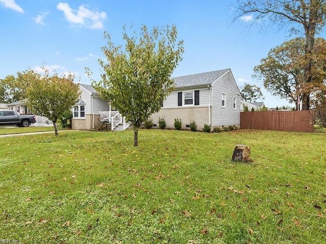 exterior space featuring a lawn