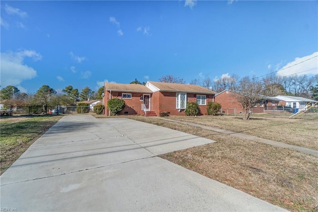 view of front of home with a front yard