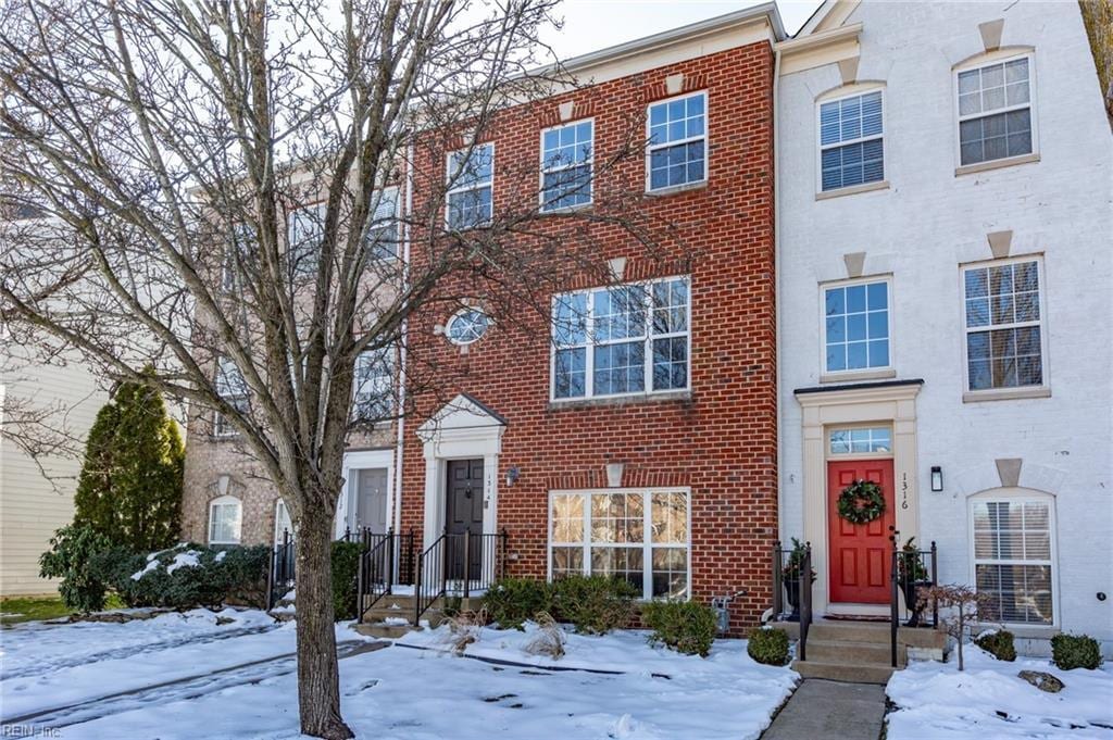 view of townhome / multi-family property