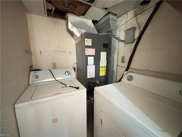 laundry area featuring independent washer and dryer