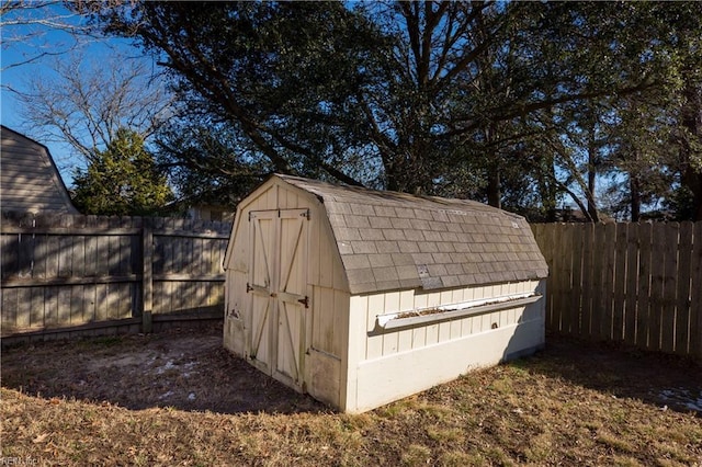 view of outbuilding