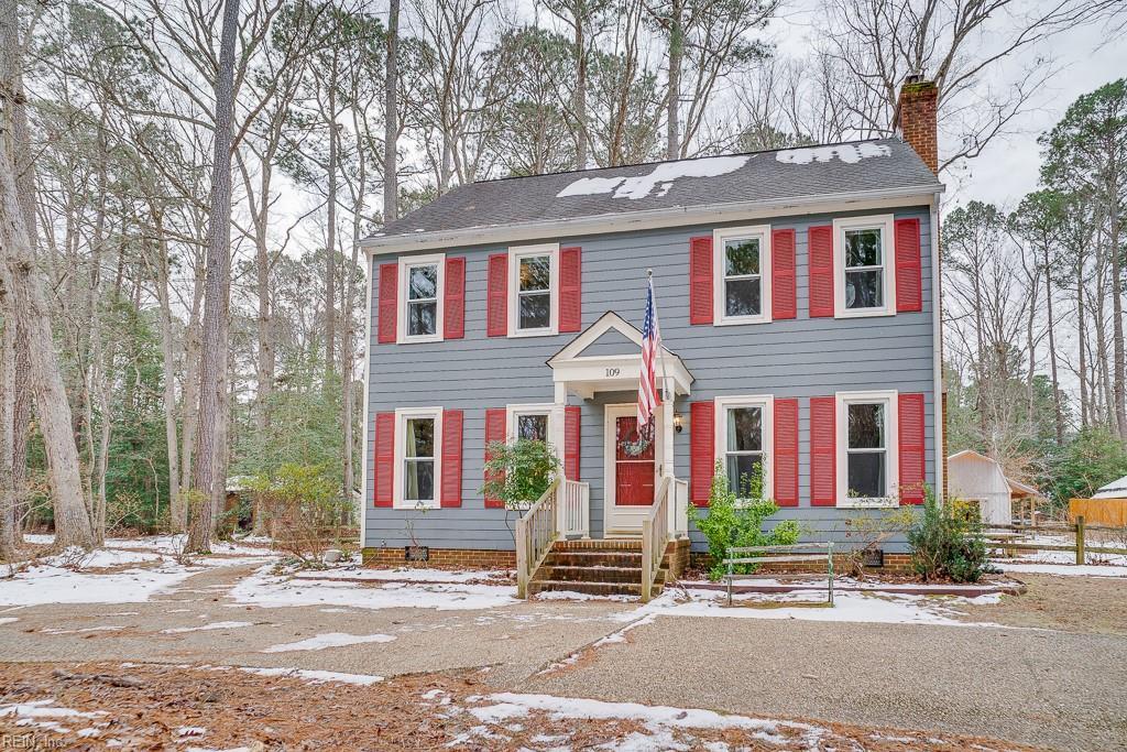 view of colonial inspired home