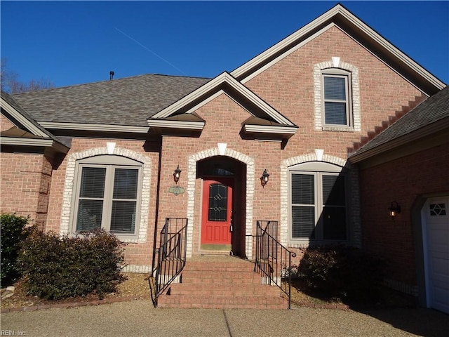 view of front of house featuring a garage