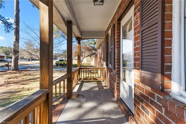 exterior space featuring a porch