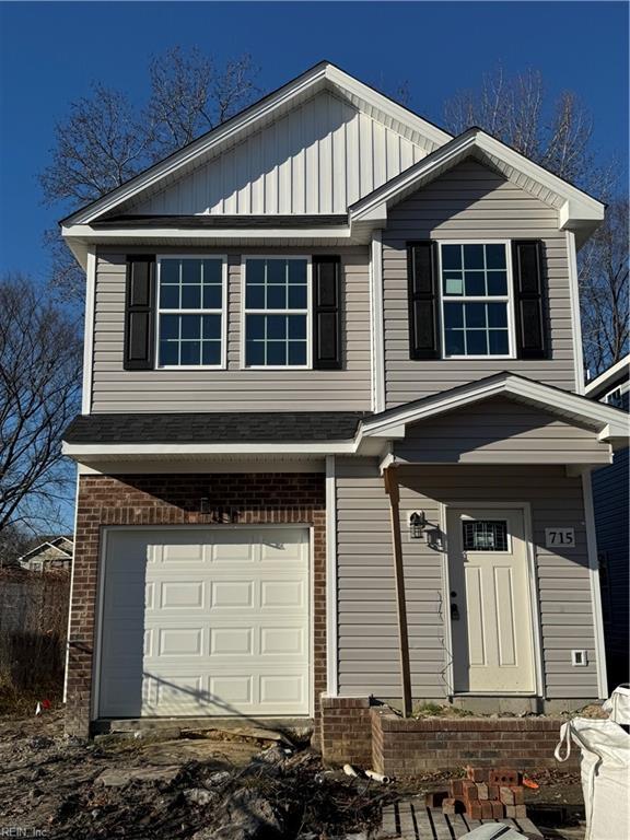 view of front of house featuring a garage