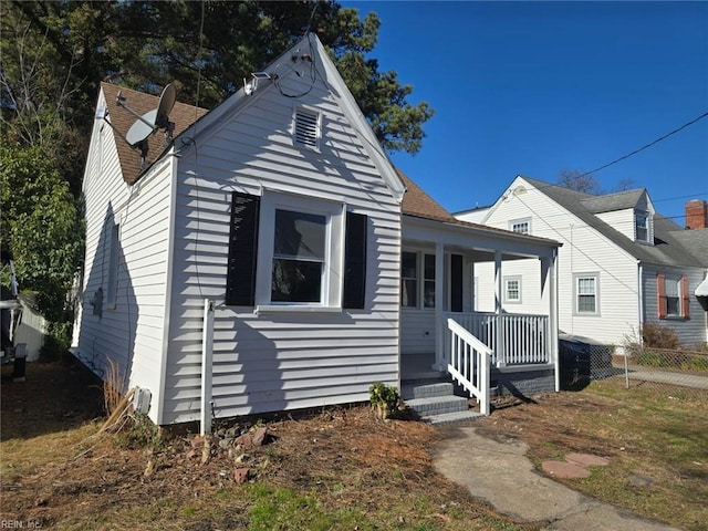 view of front of house with a porch