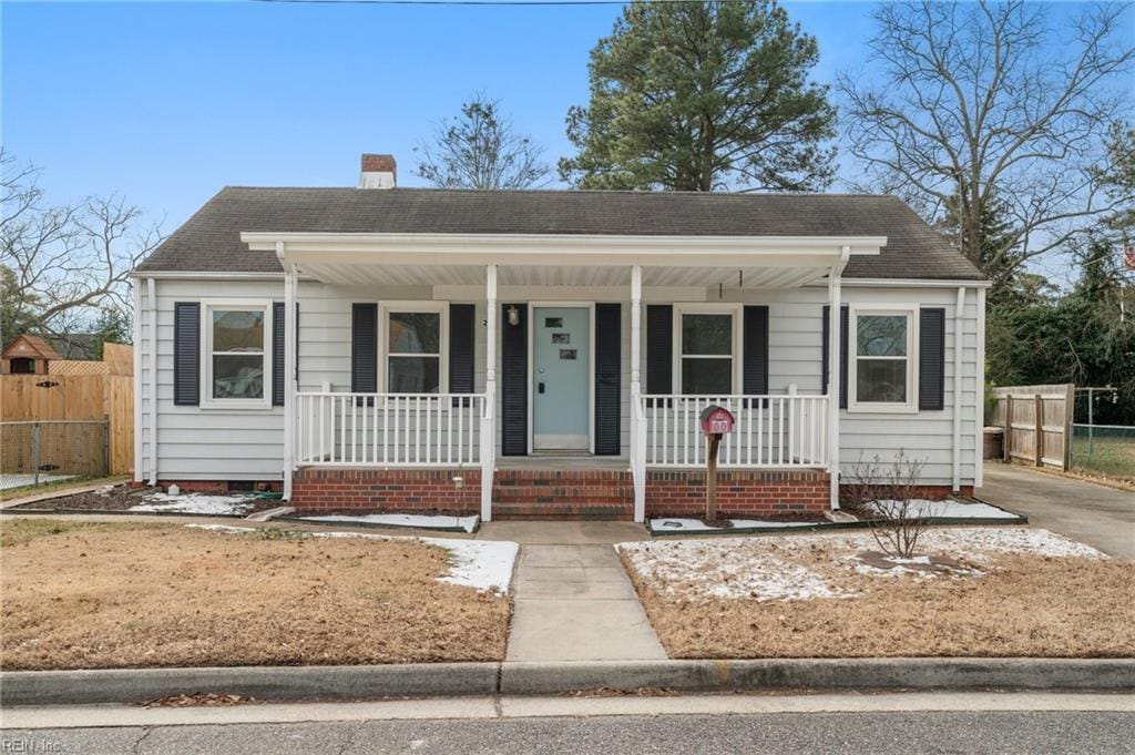 bungalow-style home featuring covered porch