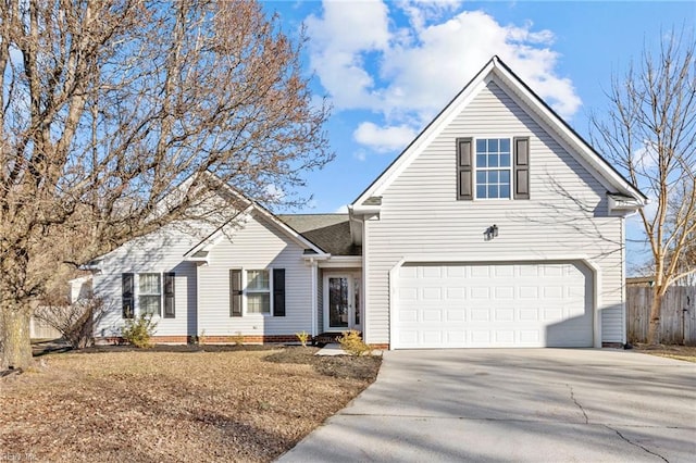 view of front property featuring a garage