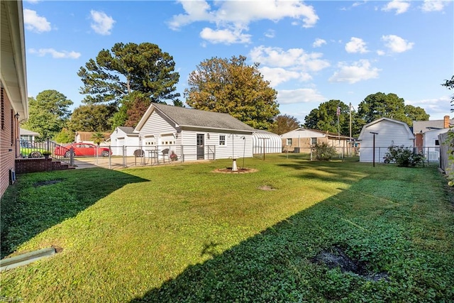 view of yard with an outdoor structure