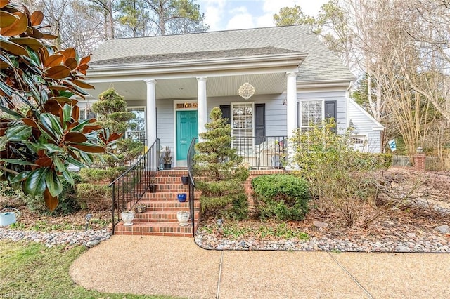 view of front of house featuring a porch