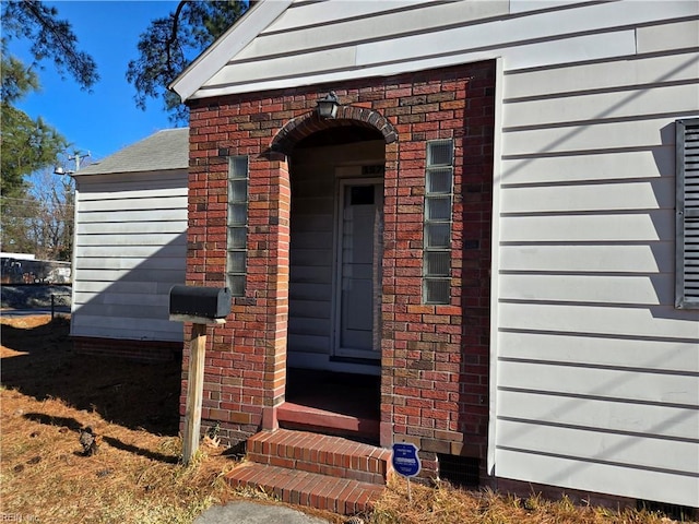 view of property entrance