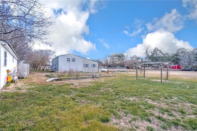 view of yard with a pergola