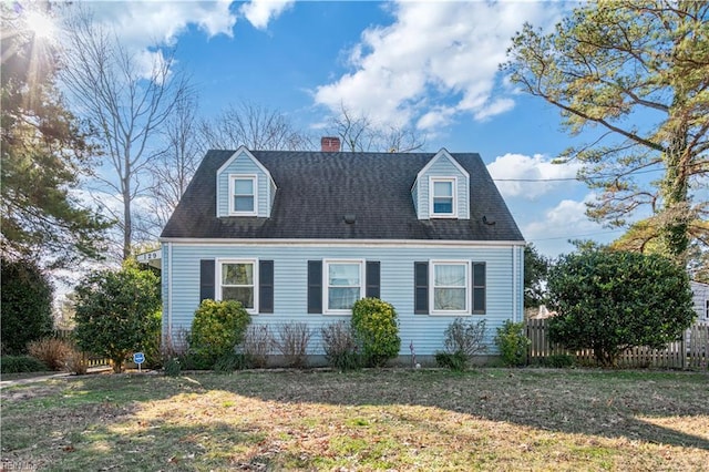 view of front of house featuring a front yard