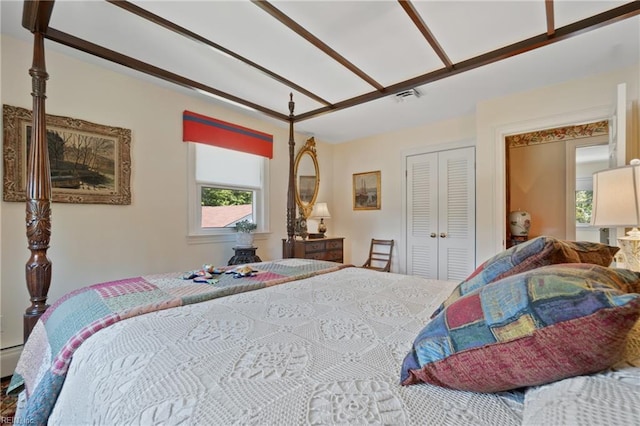 bedroom featuring a closet