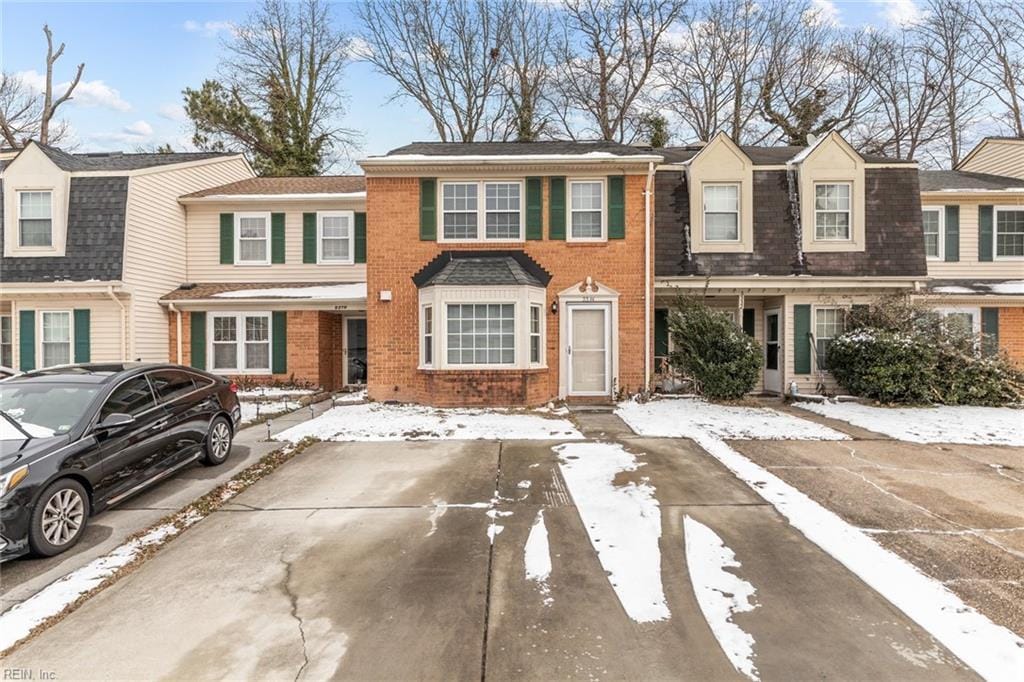 view of townhome / multi-family property