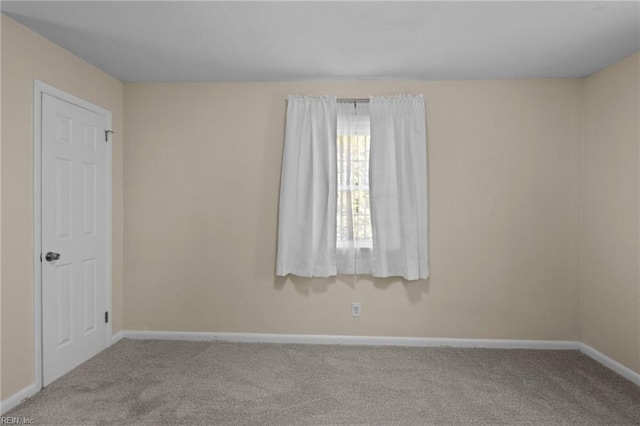 empty room with carpet