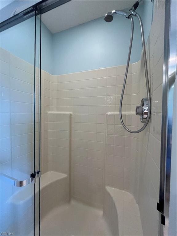 bathroom with walk in shower