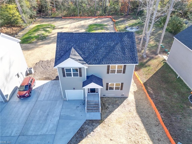 view of front facade with a garage