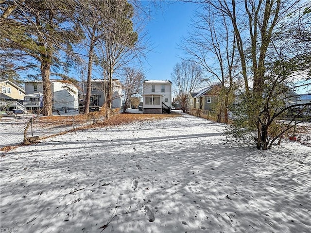 view of front of property