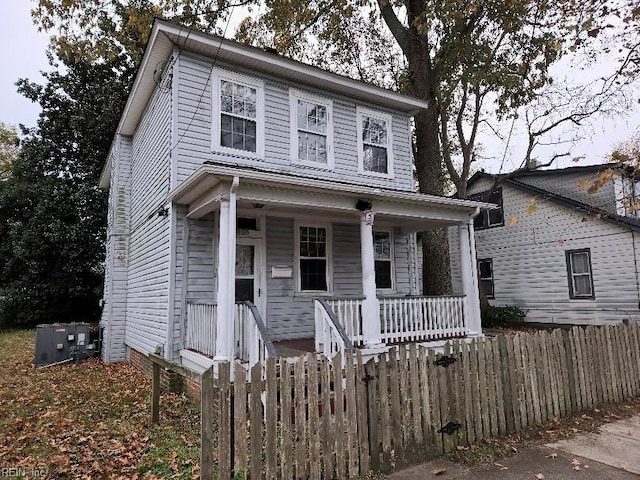 view of front facade with a porch