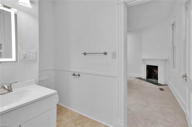 bathroom with vanity