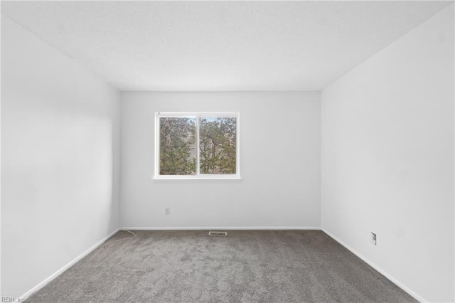 empty room with carpet